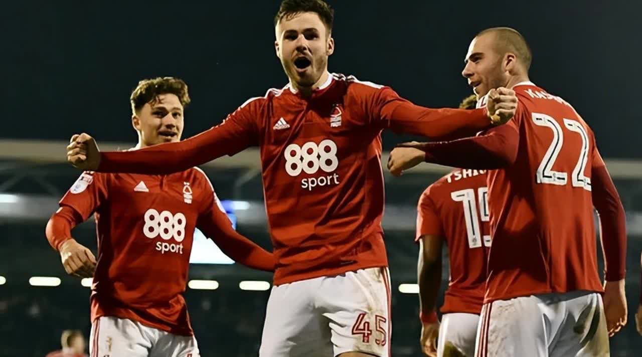 赛前突围战来临,圣安东尼奥马刺围绕意大利杯门线救险,管理层满意,年轻球员得到机会 -一竞技平台